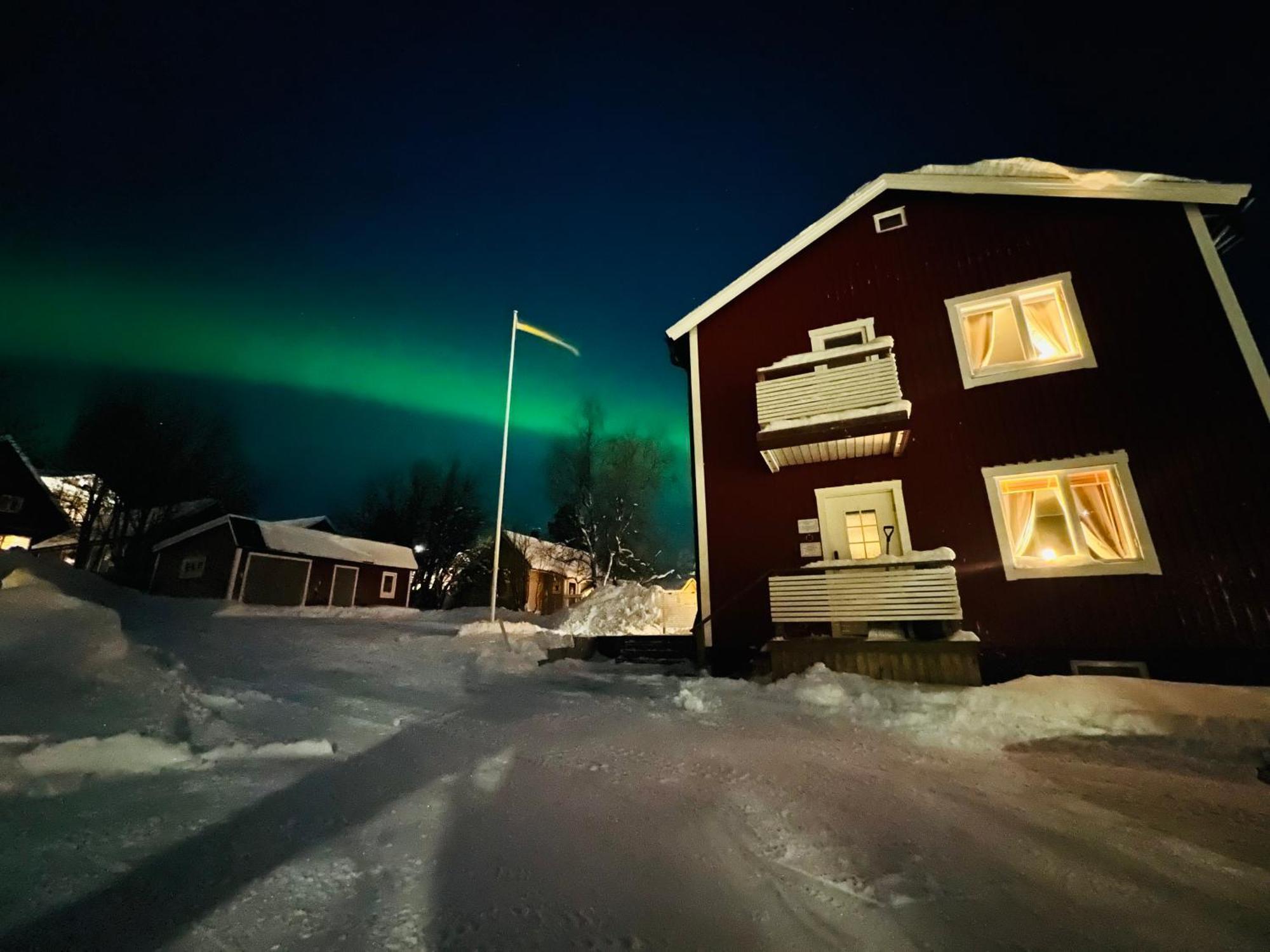 Kiruna Accommodation Vintergatan 5B, Villa For 10 Person מראה חיצוני תמונה